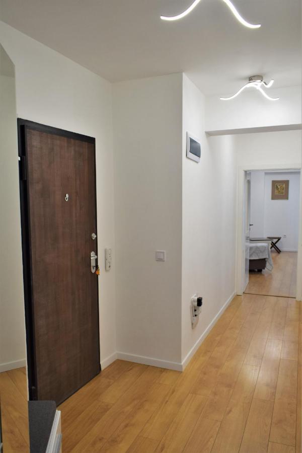 Top Center Apartment Gramophone With Private Parking Burgas by Eksteriør bilde