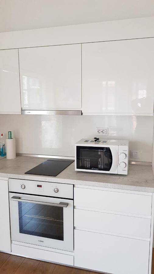 Top Center Apartment Gramophone With Private Parking Burgas by Eksteriør bilde